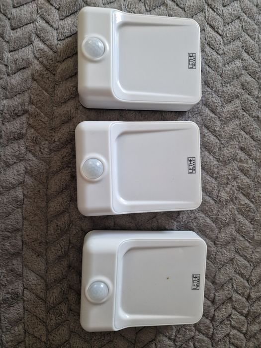 Lampa led z czujnikiem zmierzchu i ruchu 3szt