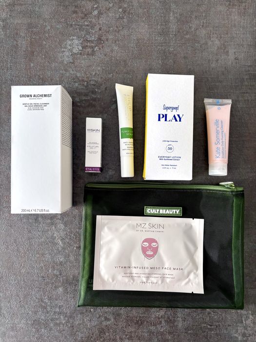 Zestaw luksusowych kosmetyków Cult Beauty Kit o wartości ponad 700 zł!