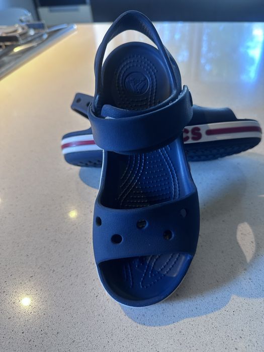 Sandały Crocs J1 32-33