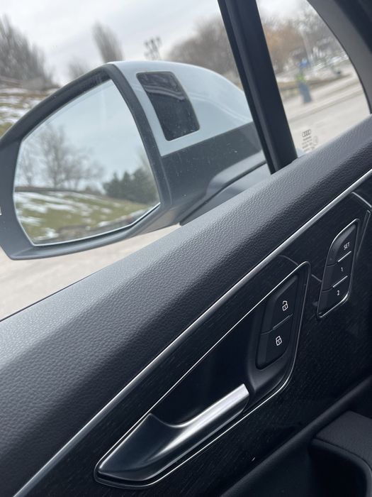 Срочно! Продаи Audi q7 2020 пробег 5000