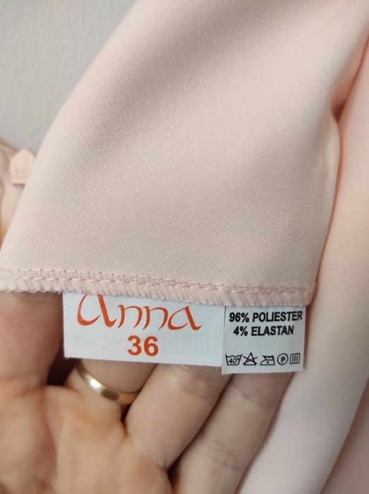 Sukienka z tiulem 36/S