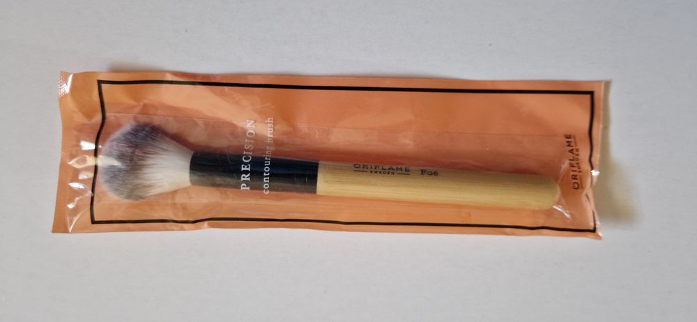 Pędzel Oriflame Precision F06 do konturowania