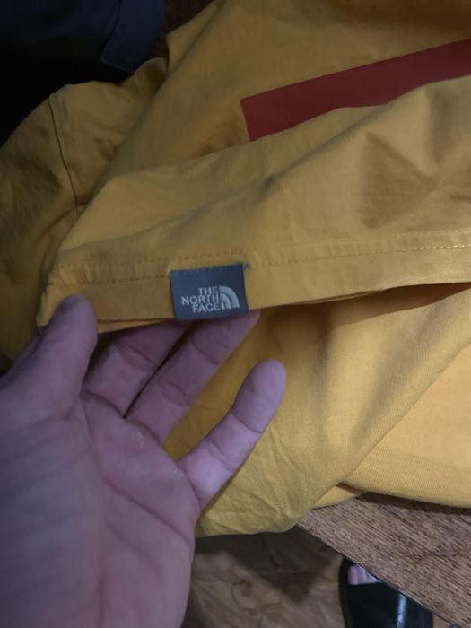 Ідеальна футболка the north face