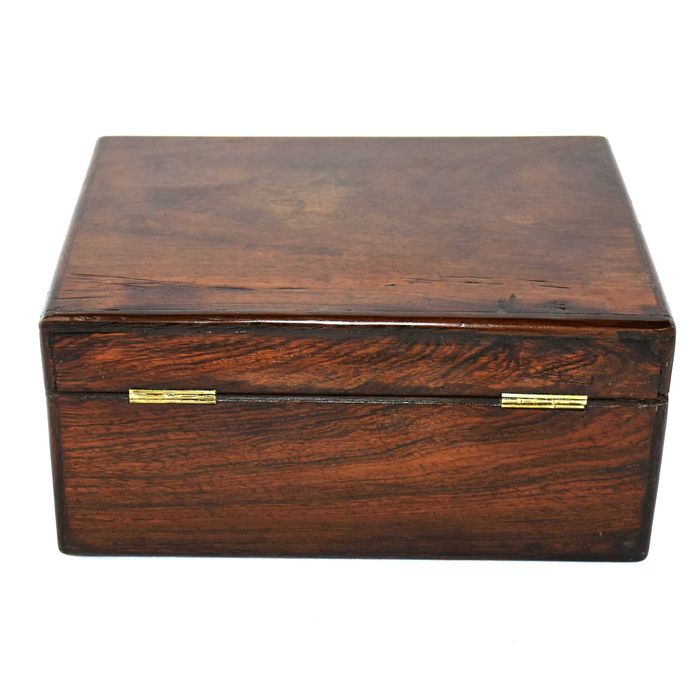 Escritório de viagem Inglês em pau-santo início séc. XIX com embutidos