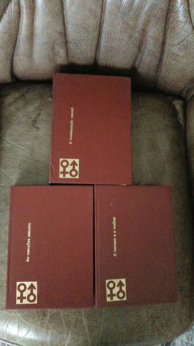 5 Livros novos 8 euros cada das seleções