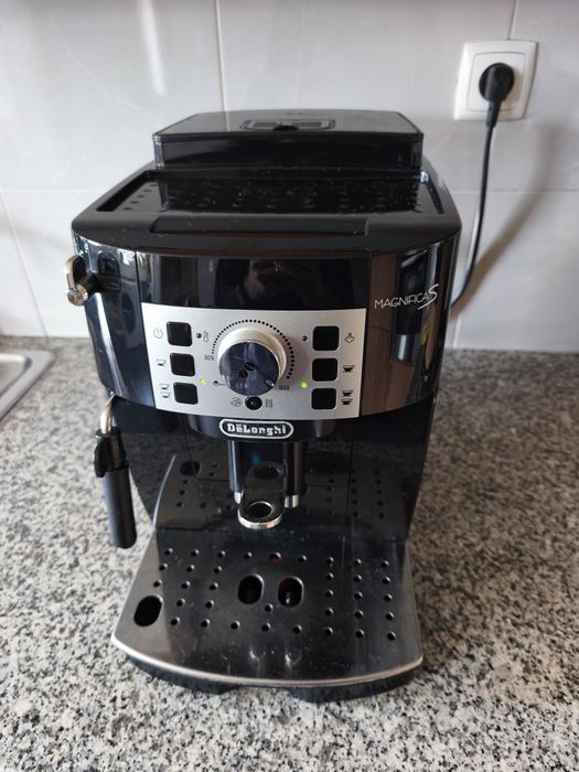 Delonghi Magnifica S máquina café Automática