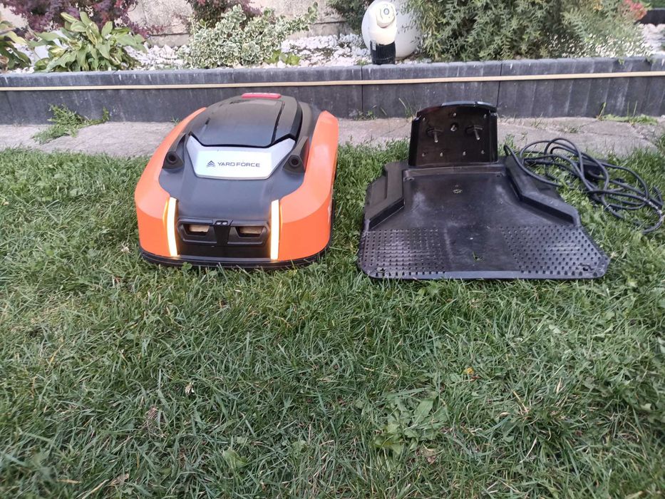 Robot koszący Yard Force X50i