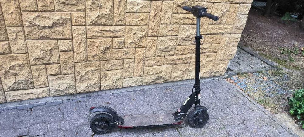 Hulajnoga elektryczna używana, Kugoo S1 pro, słabo jeździ
