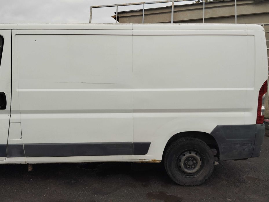 Citroen Jumper 2.2HDI L1H1 2007r.Błotnik tylny lewy.