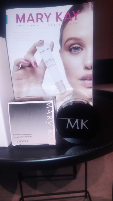 Puder transparentny sypki Mary Kay
