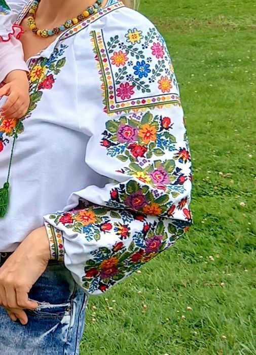 Вишиванка жіноча