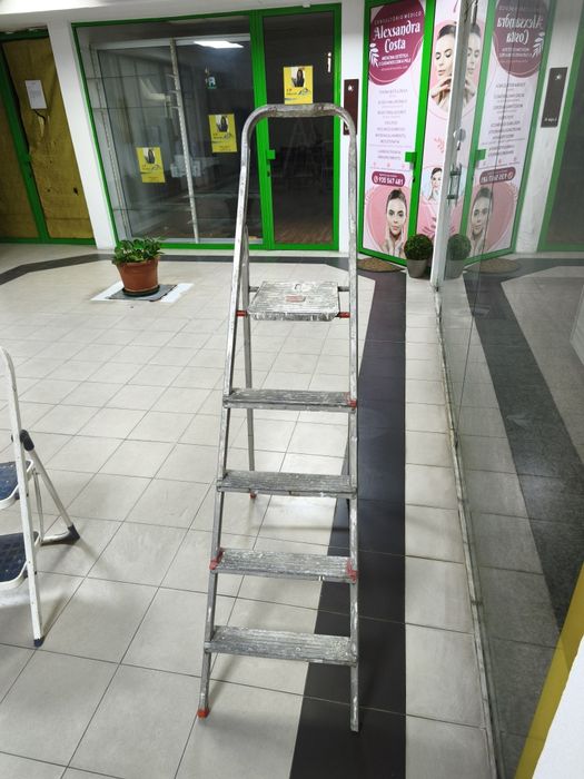 Escadote usado 5 degraus