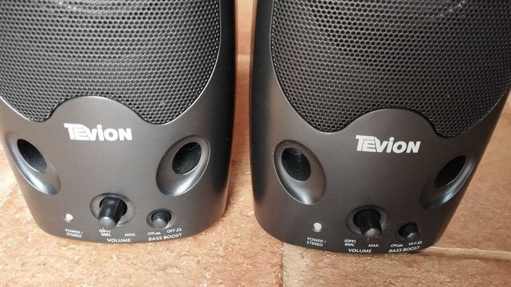 Coluna de Som Tevion FLS-100 Estéreo Portátil
