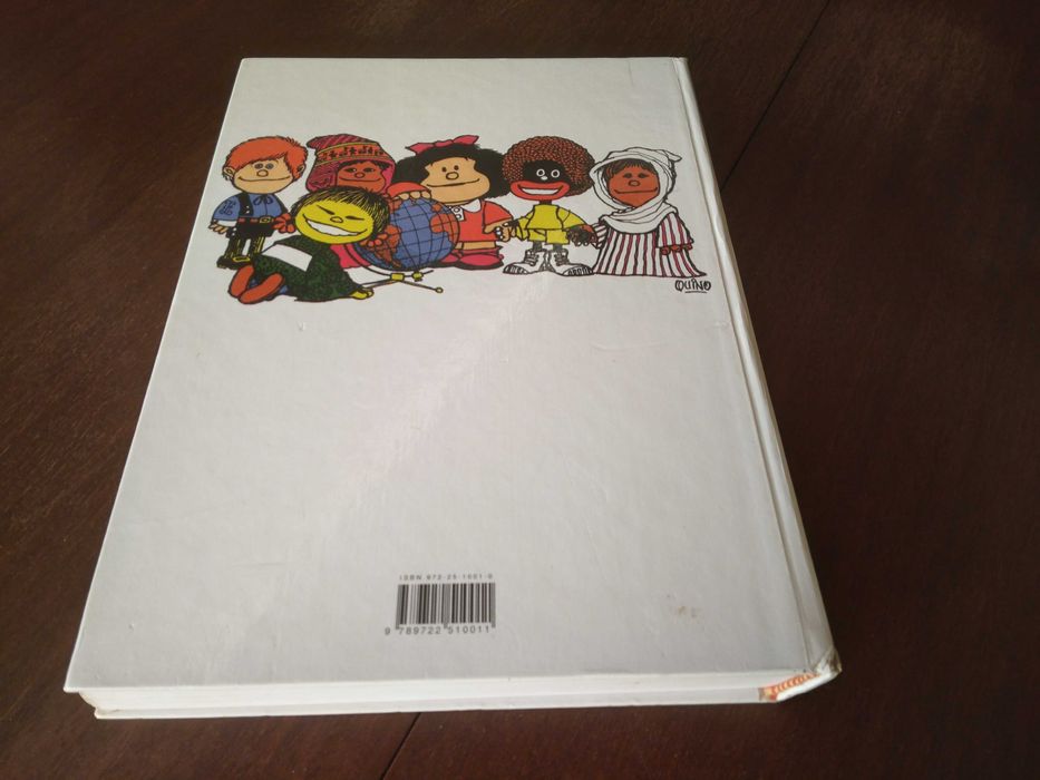 Livro " O mundo da Mafalda