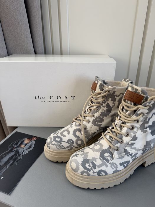 The Coat ьотинки  розмір 36