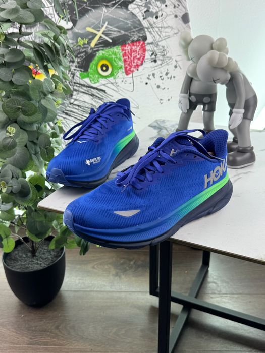 Кросівки Hoka Clifton 9 Gore Tex 44.5 розмір Е12787