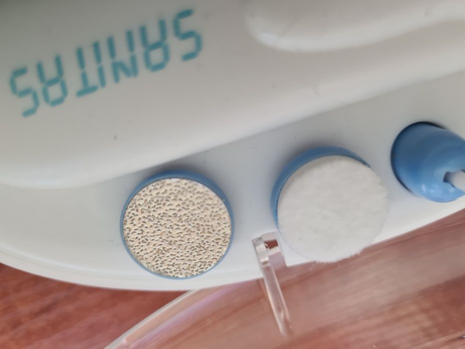 Sanitas podróżny zestaw do manicure i pedicure