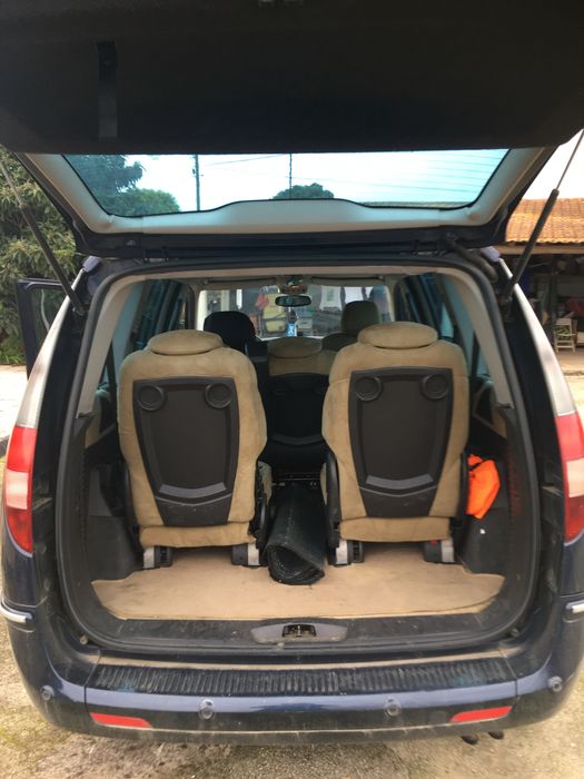 Monovolune 7 lugares  carrinha familiar