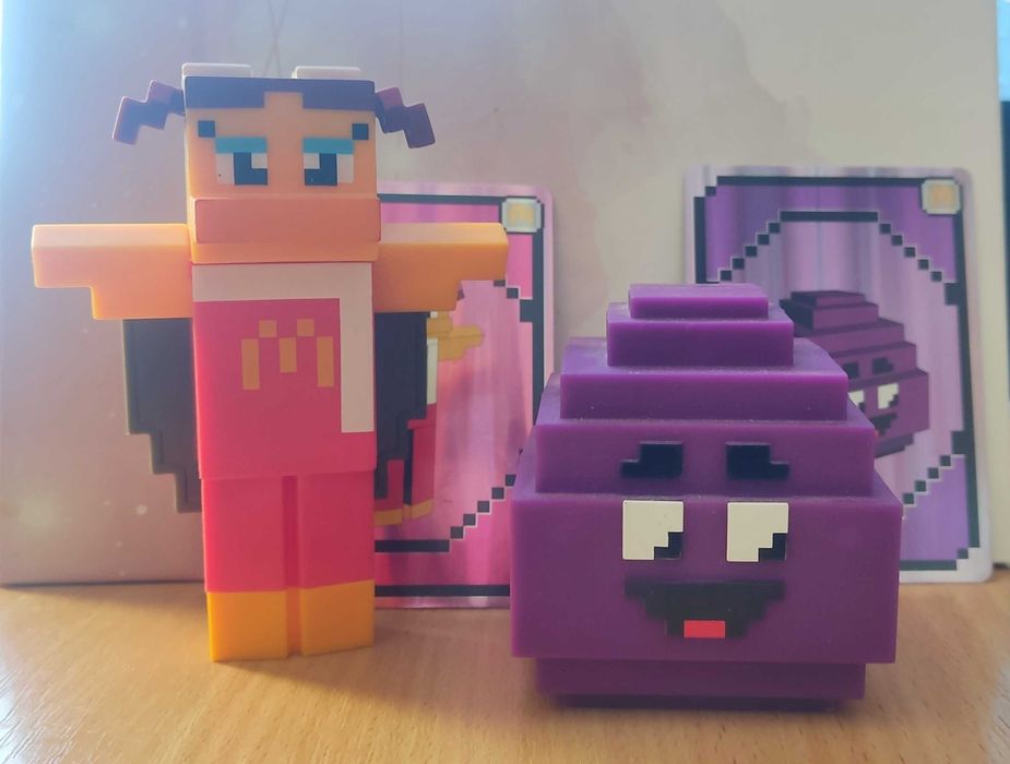 McDonald's minecraft фігурки