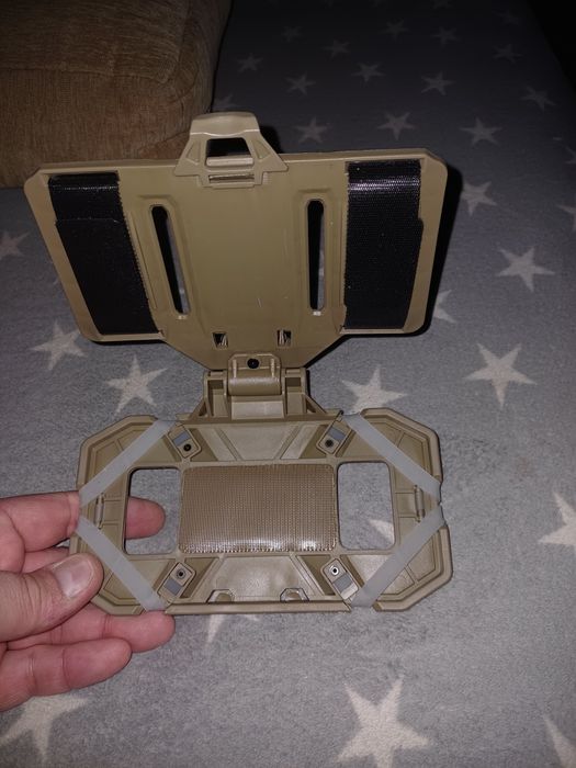 Кріплення для телефону на бронежилет