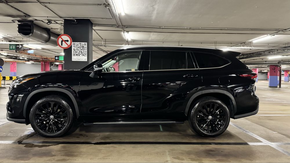 TOYOTA HIGHLANDER HSD Executive Style 2,5 Hybrid Dynamic Force CESJA
