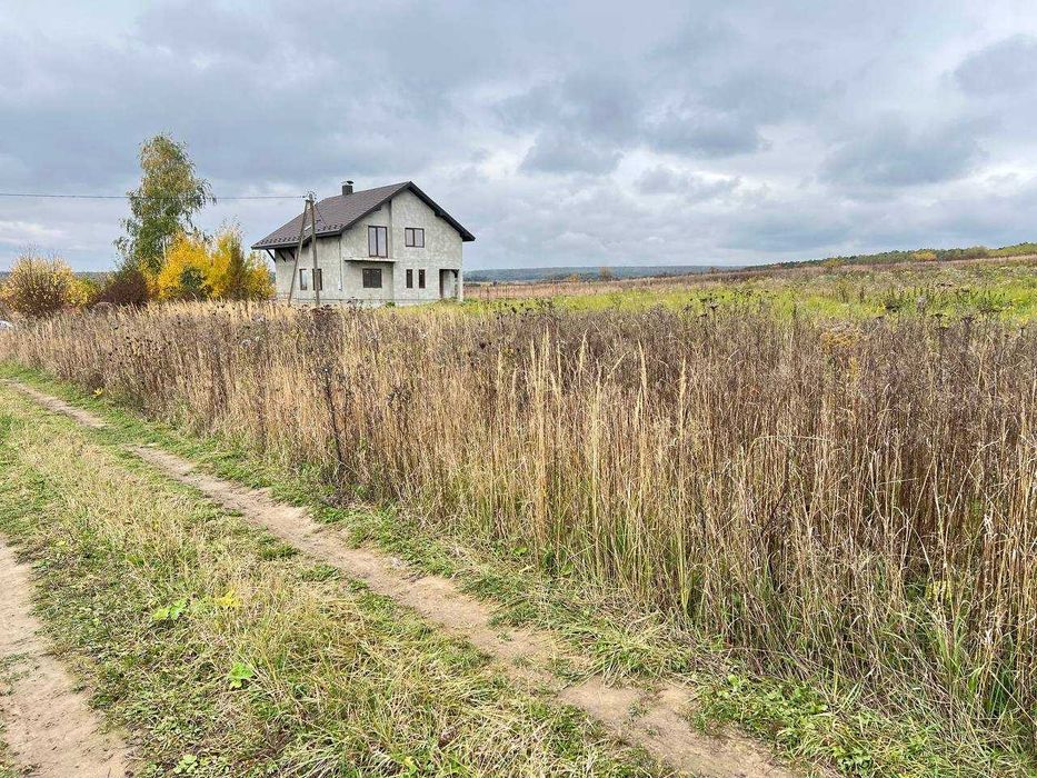 Земельна ділянка під забудову