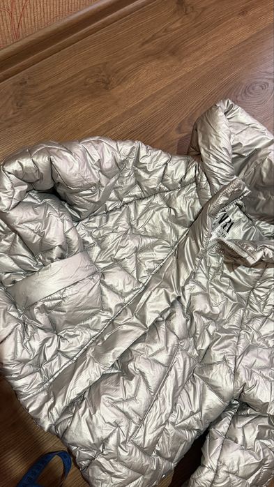 Курточка Zara на дівчинку