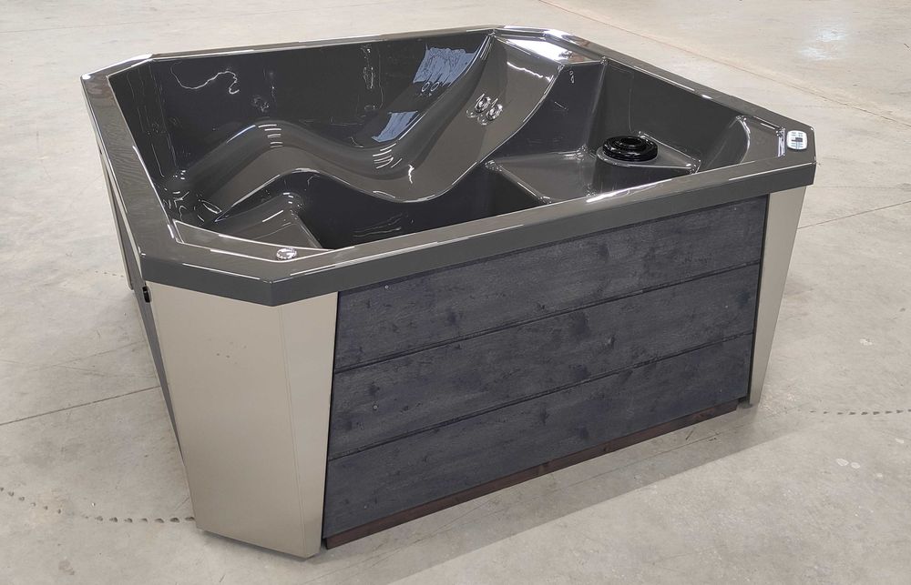 Wanna SPA z hydromasażem. Całoroczne jacuzzi do Twojego ogrodu!