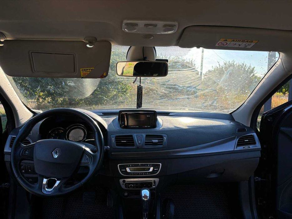 Renault Megane III 1.5 dCi Automat • рестайлінг(2nd Facelift) 2014/15