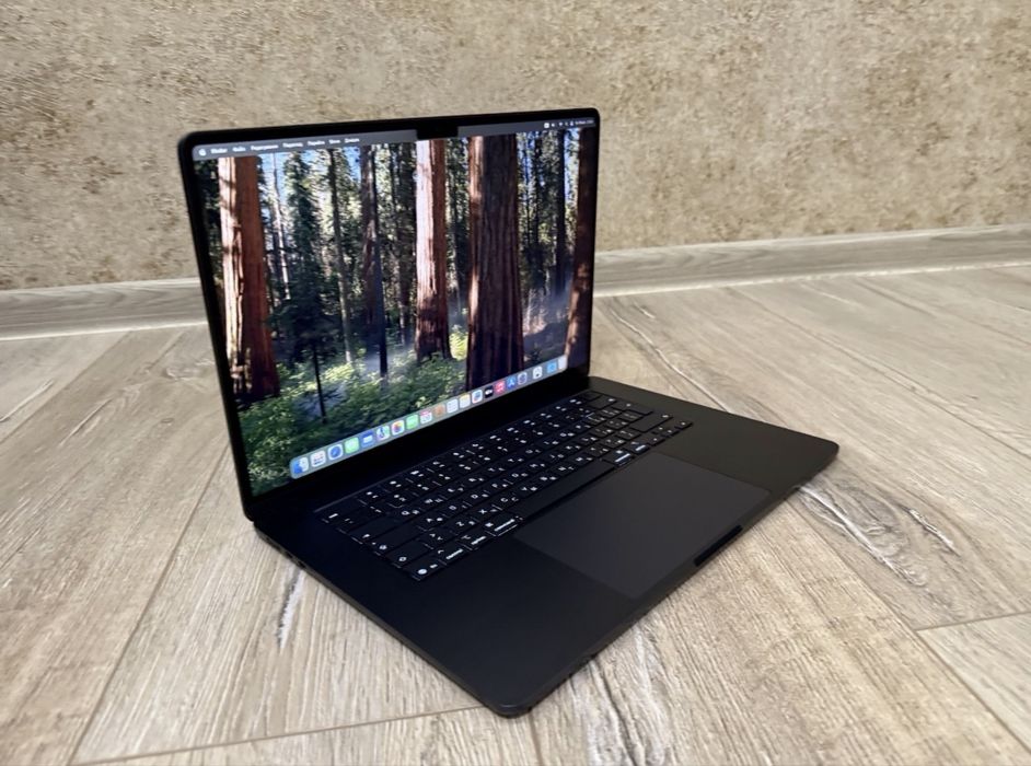 Apple MacBook Air 15.3 2025 M4 16/256GB Midnight