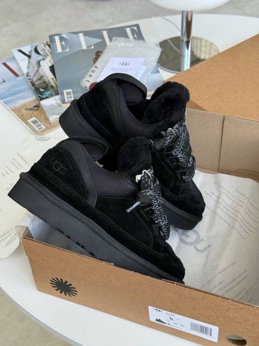 Ugg Lowmel Black жіночі уггі ловмел чорні на овчині теплі зимові черевики ugg