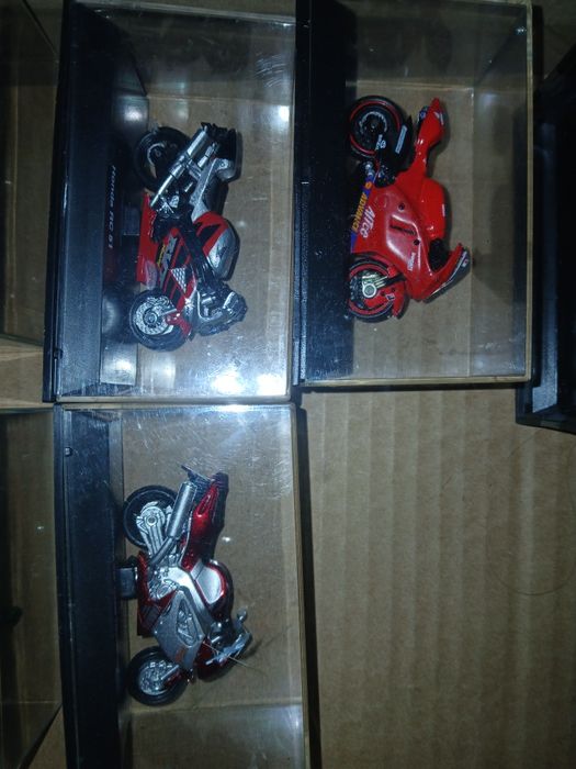 Motos escala 1.32