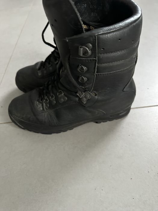 Buty trzewiki wojskowe Gore-Tex rozm. 42