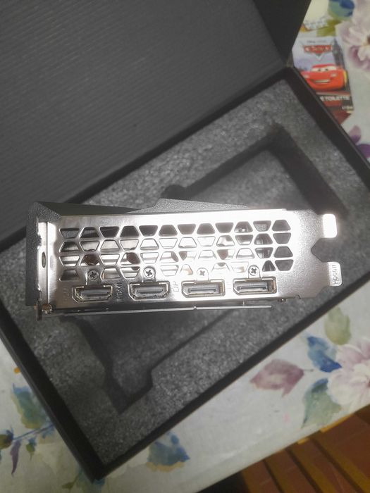Radeon RX 7600 GAMING OC 8G