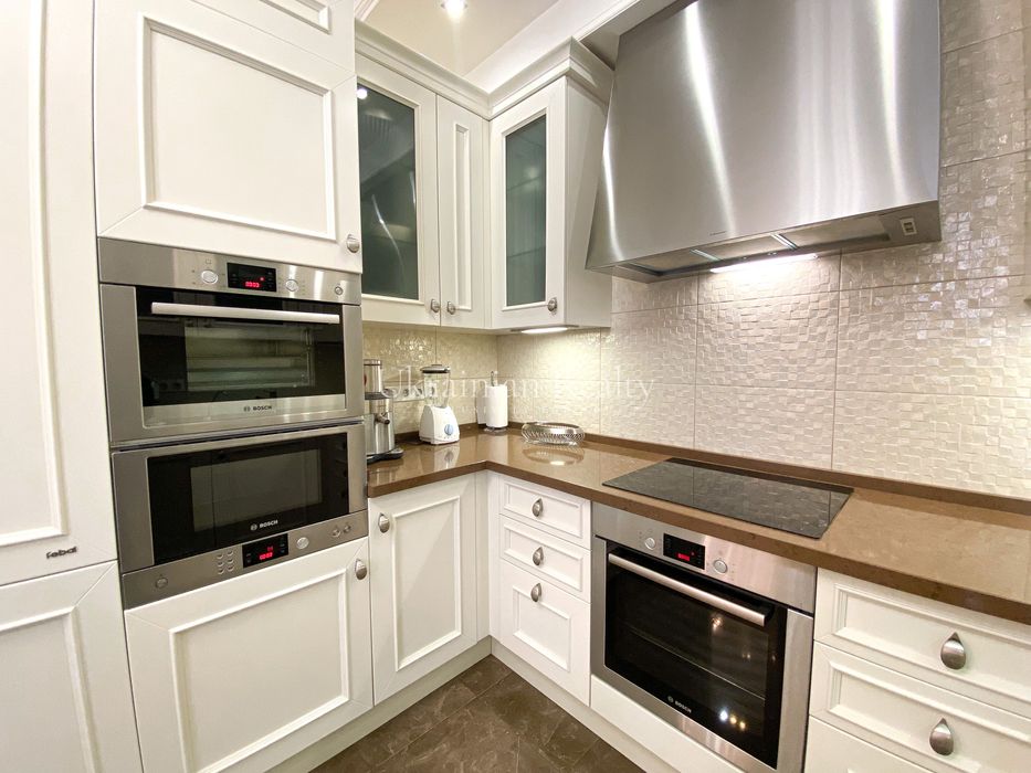 Продаж 4к квартири вул. Назарівська  23а. Ботанічний сад Фоміна