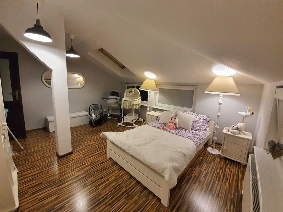 Przestronne 4 pokojowe mieszkanie z klimatyzacją