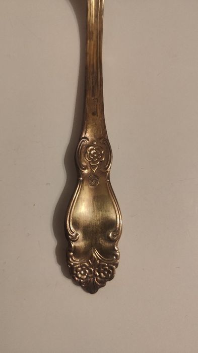 Komplet radzieckich dużych łyżek МНЦ 8P20K ZSRR 12 szt w kasetce