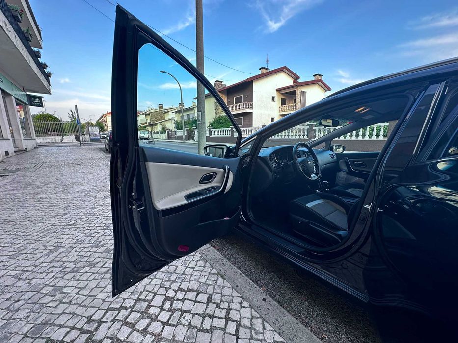 KIA CEED 2014 1.6 CRDI