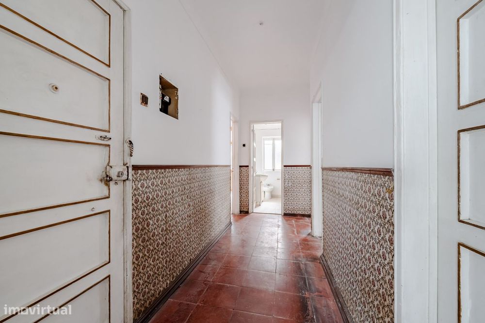 Apartamento T2 à venda na Rua General Humberto Delgado