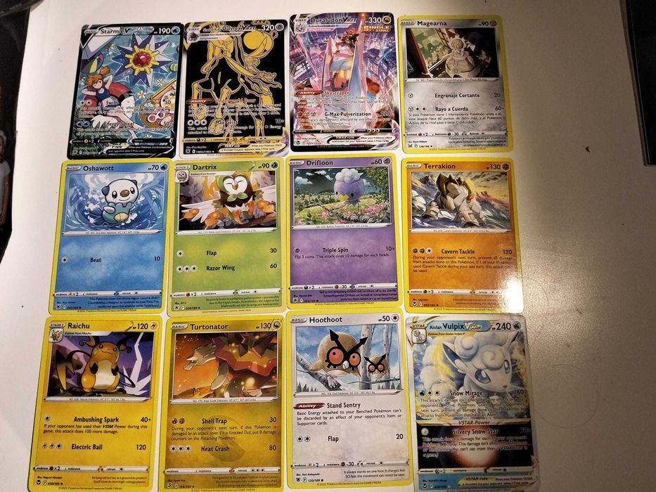 Conjunto de 12 cartas Pokémon