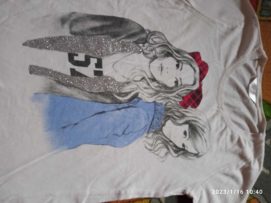 Bluzeczka z długim rękawem rozmiar  134