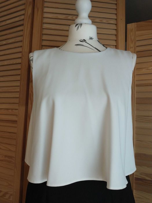 Biało - czarna sukienka Bialcon