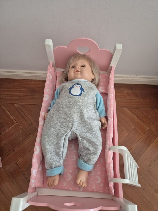 Beliche de Madeira para Bonecas com Escada e Roupa de Cama