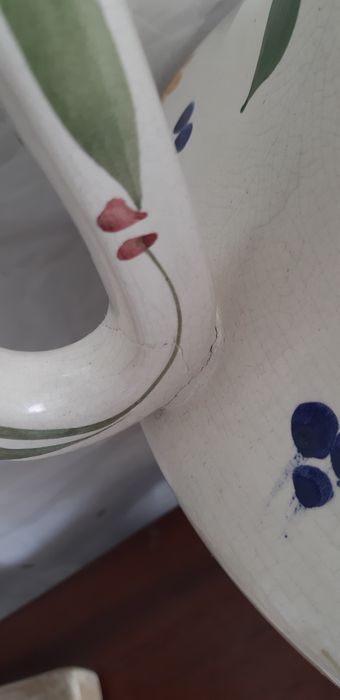Jarrão em louça pintada