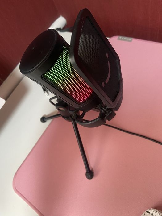 Игровой микрофон Fifine Ampligame A6V RGB