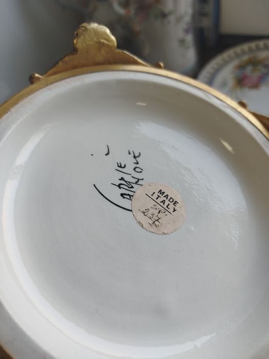 Peças em porcelana Italiana