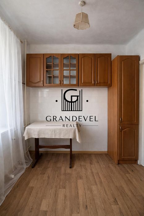 Apartment in Kyiv - View 5