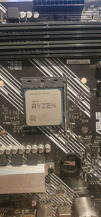 AMD Ryzen 7 5700G 8-Core 16-Threads AM4 + cooler