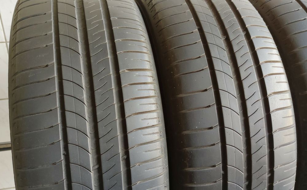 4x 205/55R16 Michelin Energy Saver+ 5,45mm 91V B/A/70dB