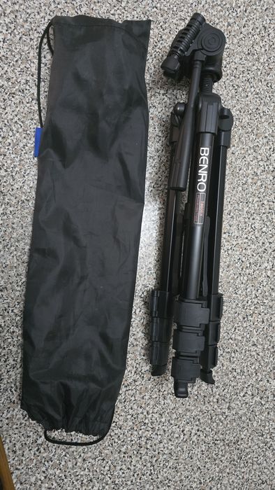 Câmara fotográfica Canon D2000